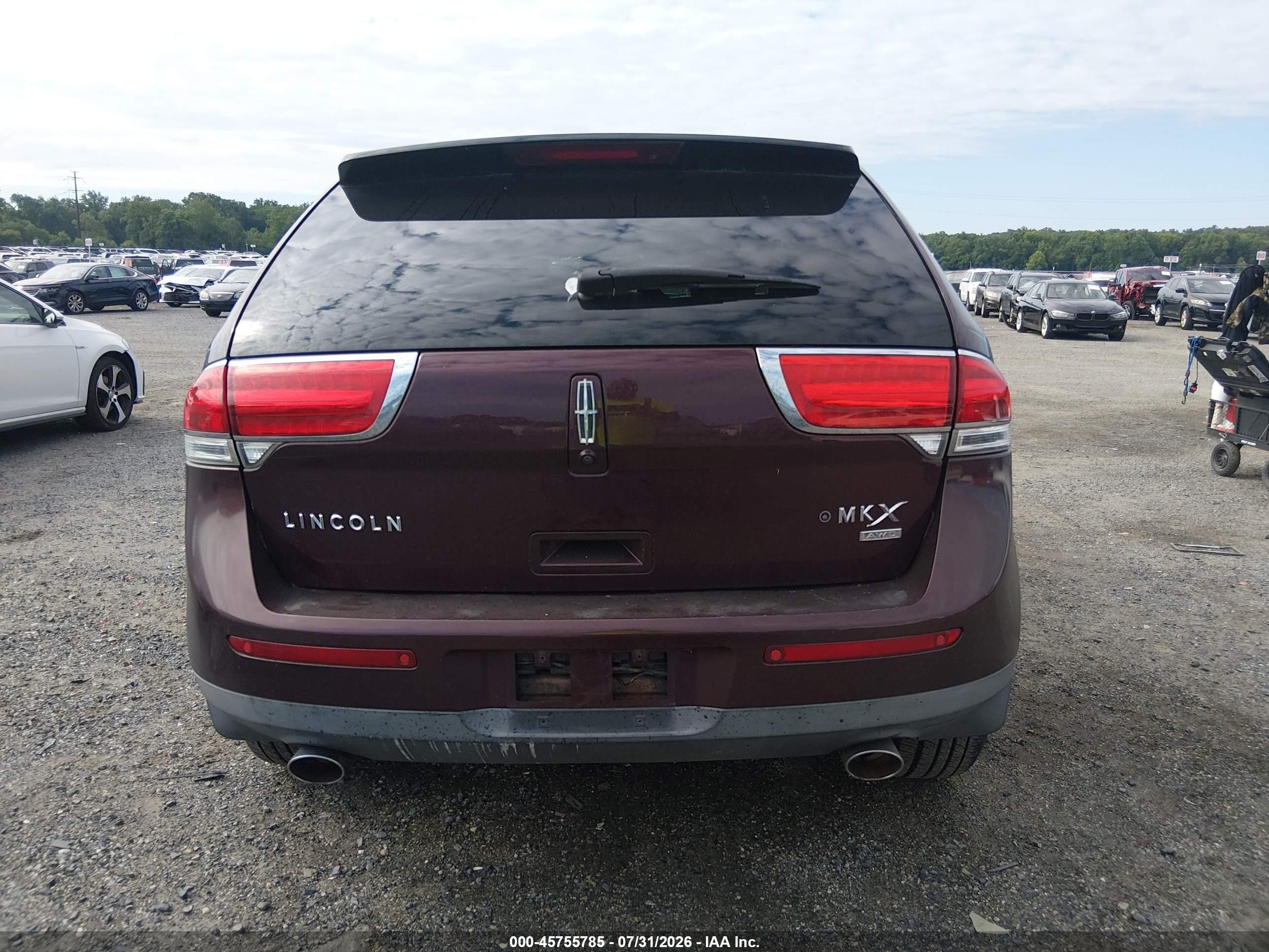 2011 Lincoln Mkx   Maroon vin: 2LMDJ8JKXBBJ13422