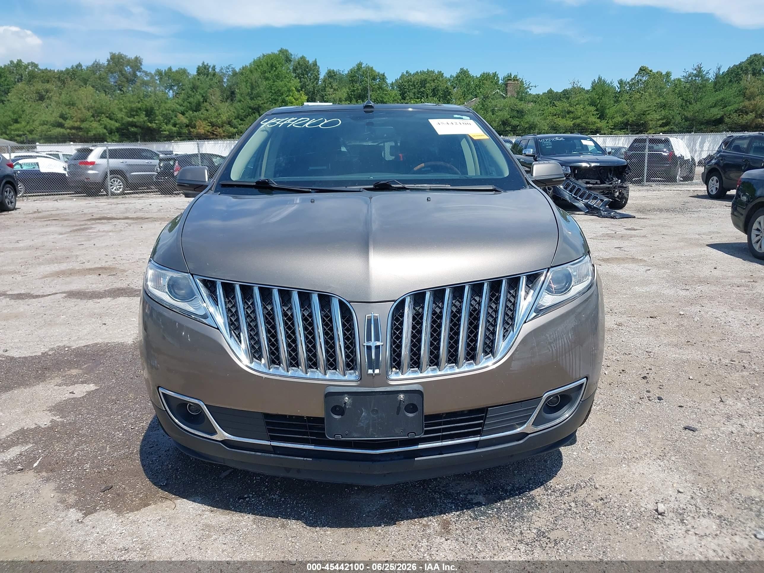 2012 Lincoln Mkx Gold vin: 2LMDJ8JKXCBL09121