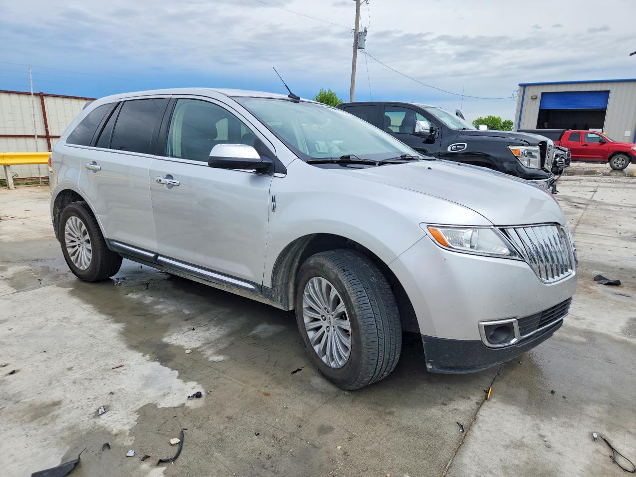 2013 Lincoln Mkx Silver vin: 2LMDJ8JKXDBL28253