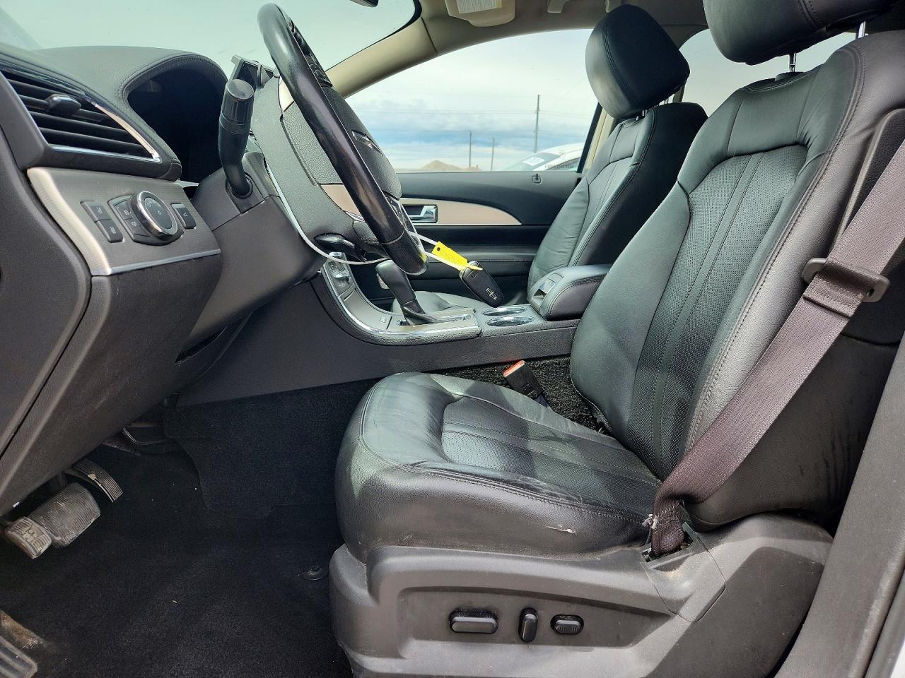 2013 Lincoln Mkx Silver vin: 2LMDJ8JKXDBL28253