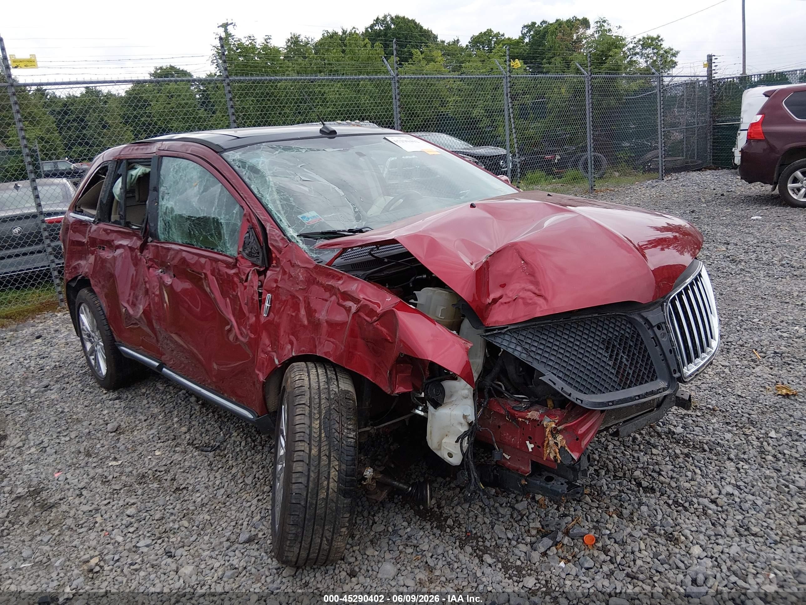 2013 Lincoln Mkx   Red vin: 2LMDJ8JKXDBL32108