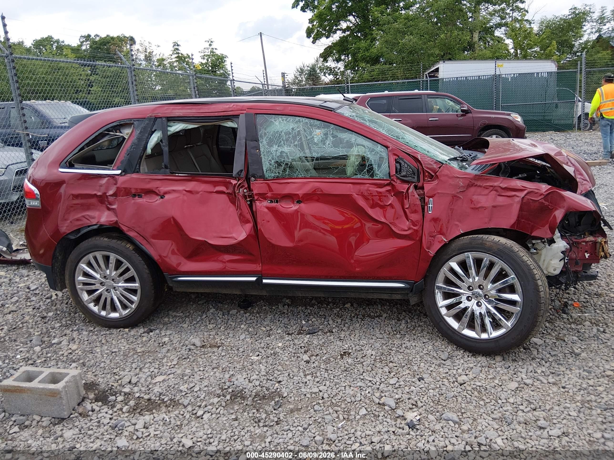 2013 Lincoln Mkx   Red vin: 2LMDJ8JKXDBL32108