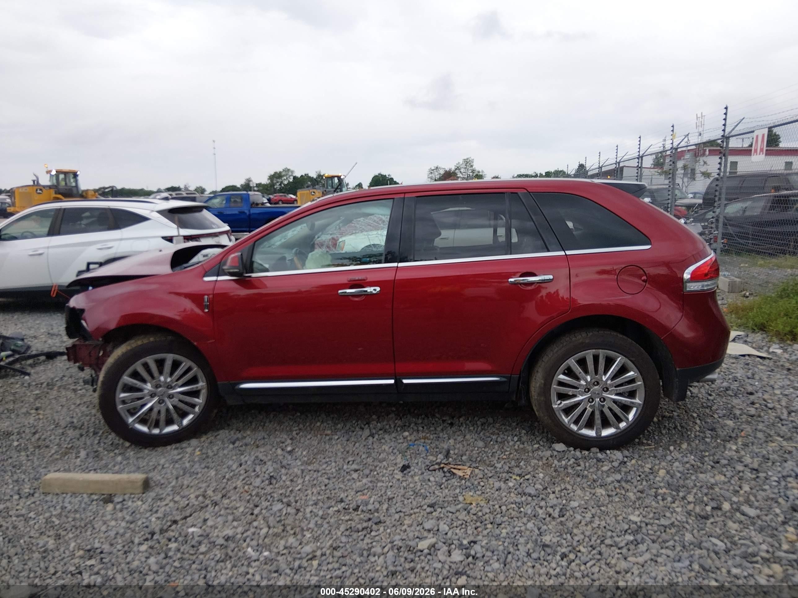 2013 Lincoln Mkx   Red vin: 2LMDJ8JKXDBL32108