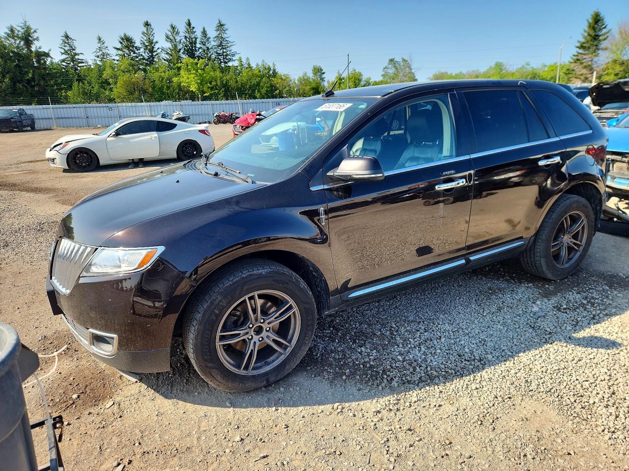 2013 Lincoln Mkx Burgundy vin: 2LMDJ8JKXDBL42461