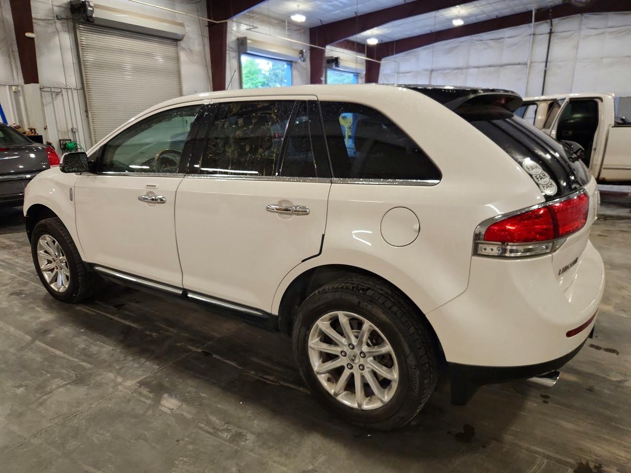 2013 Lincoln Mkx White vin: 2LMDJ8JKXDBL46705