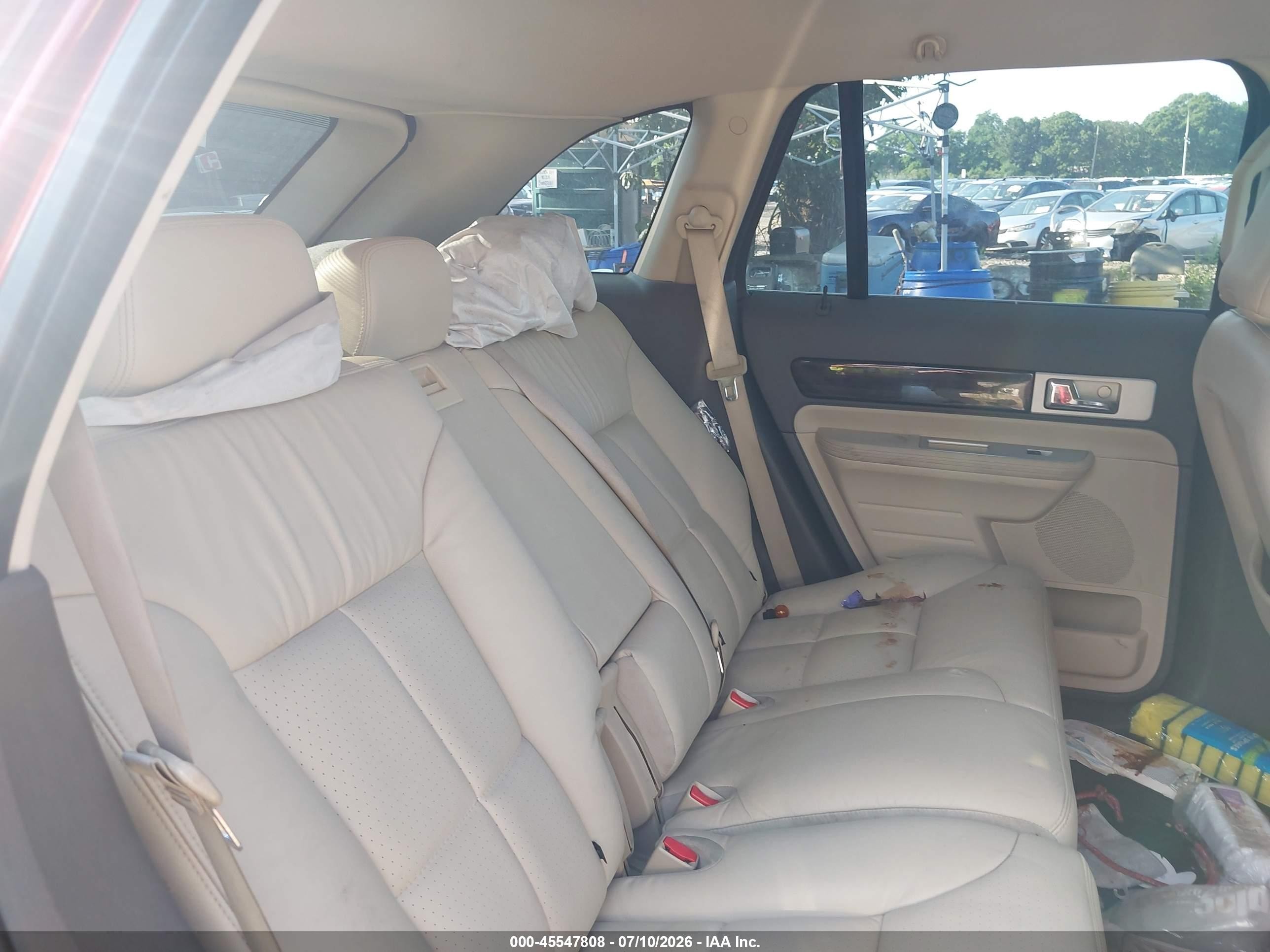 2008 Lincoln Mkx   Maroon vin: 2LMDU68C28BJ28340