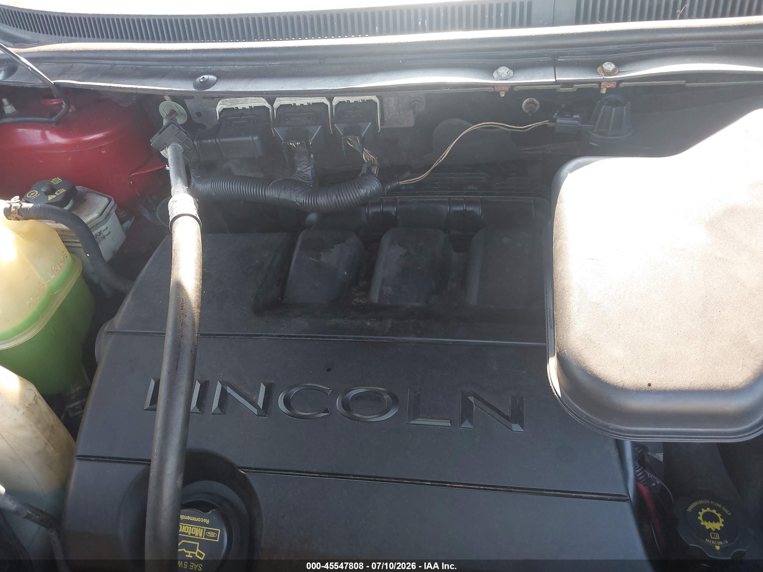 2008 Lincoln Mkx   Maroon vin: 2LMDU68C28BJ28340