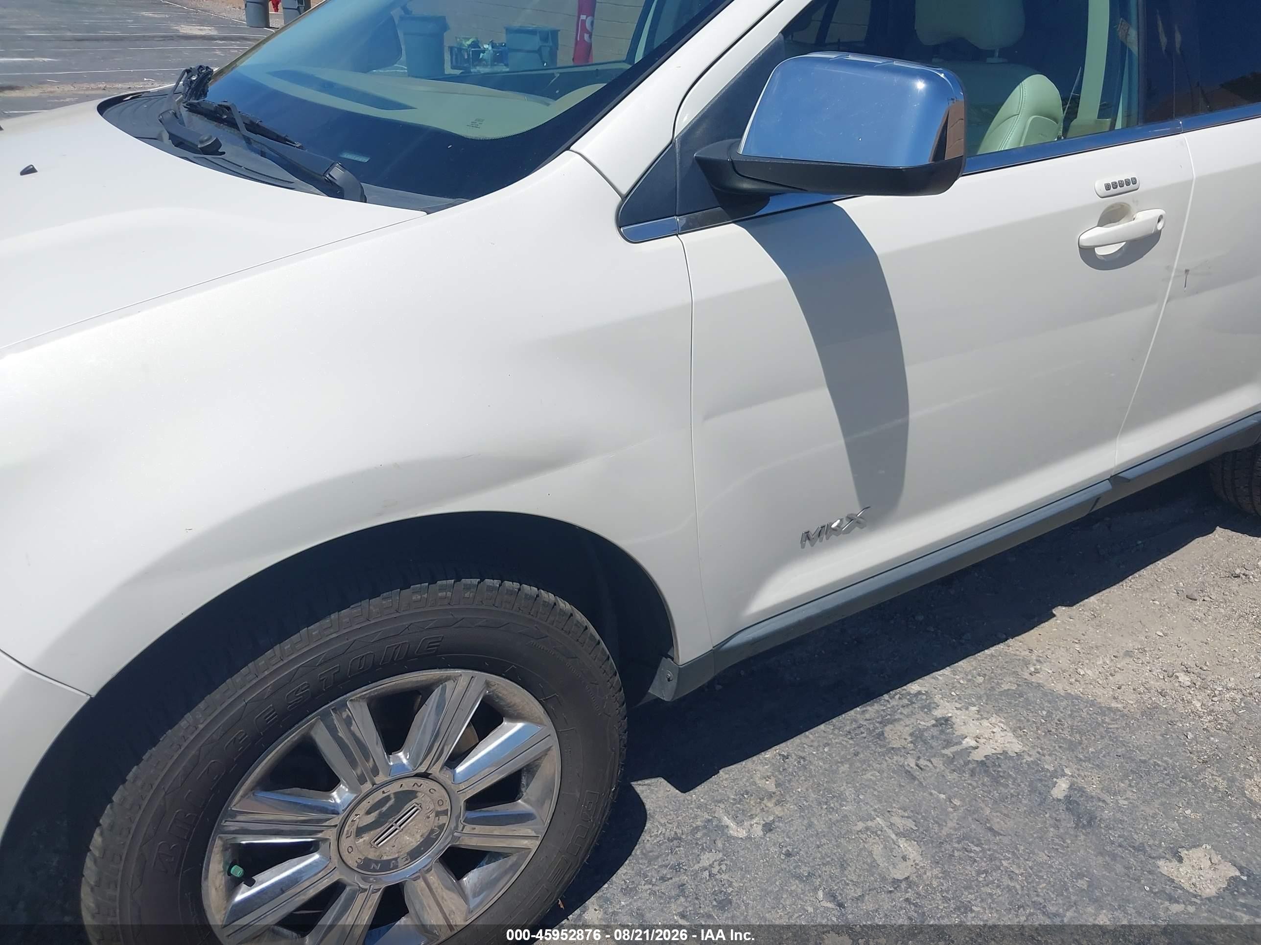 2007 Lincoln Mkx   White vin: 2LMDU68C37BJ18141