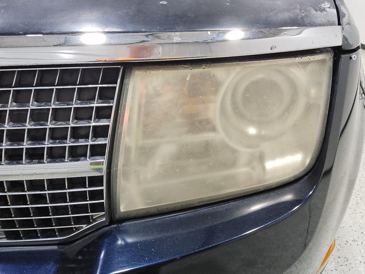 2008 Lincoln Mkx Black vin: 2LMDU68C48BJ27089 Damage: Left Head Lamp, Faded, Repair Required