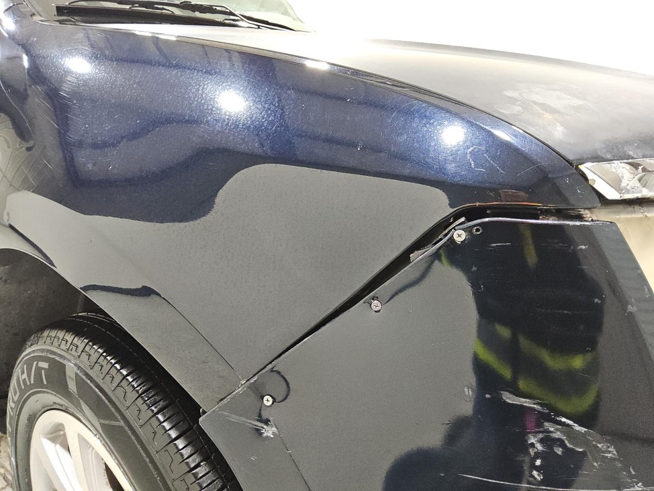 2008 Lincoln Mkx Black vin: 2LMDU68C48BJ27089 Damage: Right Front Fender, Dent(S) W/ Paint Dmg, 1 To 2 Inches