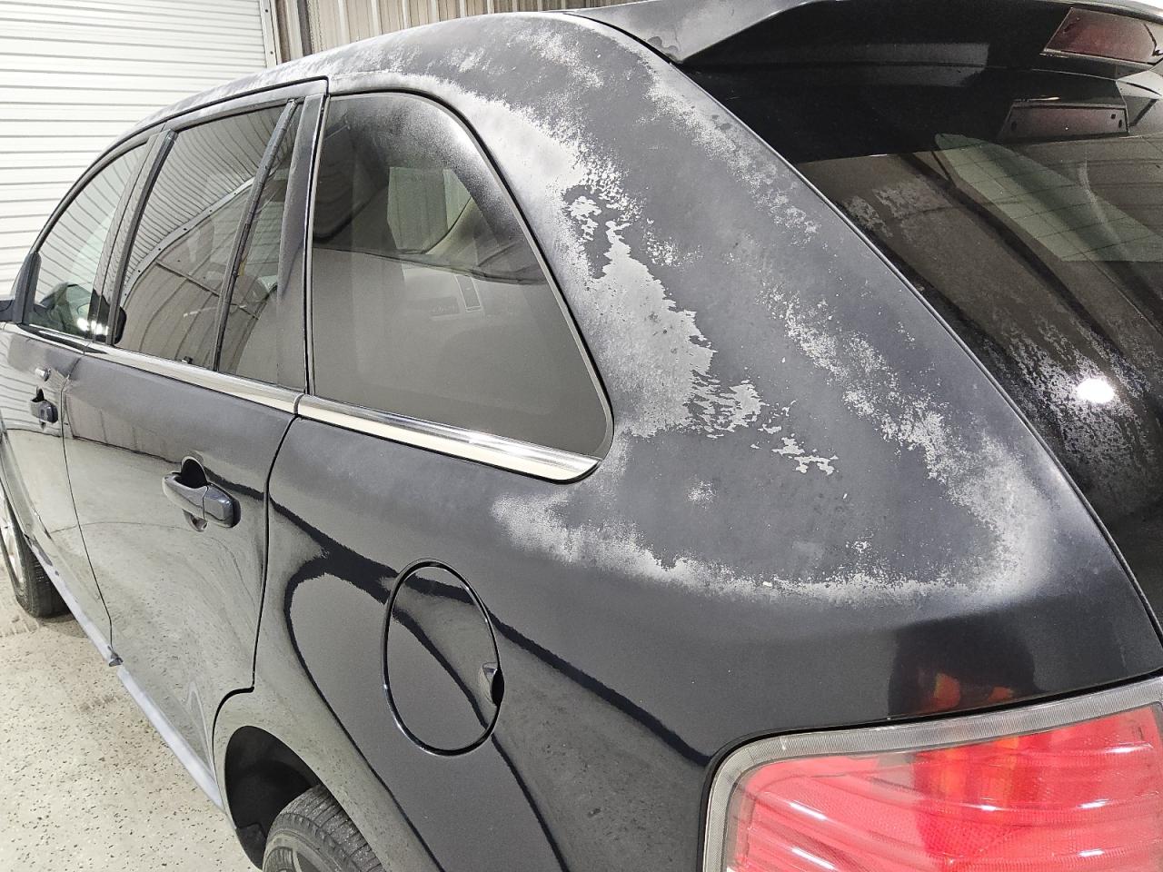 2008 Lincoln Mkx Black vin: 2LMDU68C48BJ27089 Damage: Left Qtr Panel, Peeling, > 12 Inches