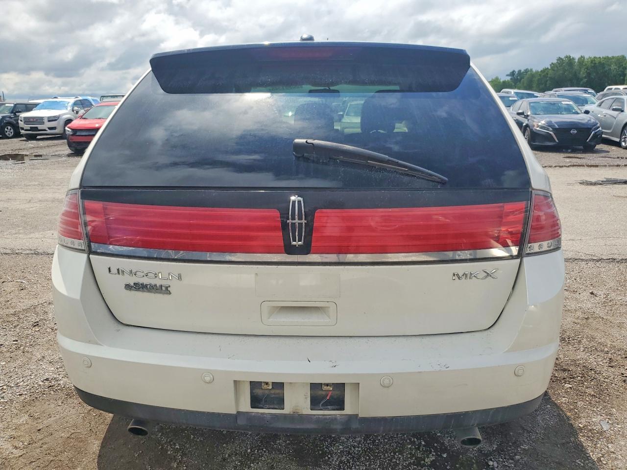 2007 Lincoln Mkx White vin: 2LMDU68C57BJ37676