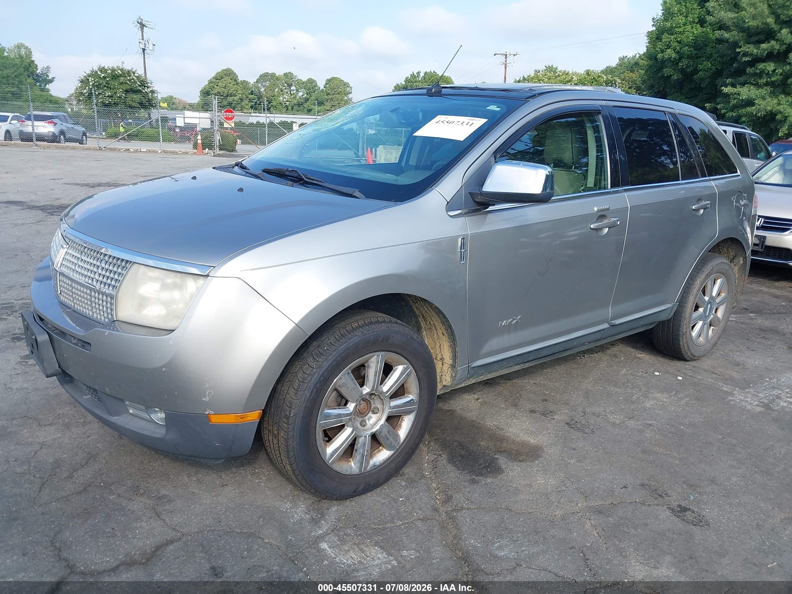 2008 Lincoln Mkx   Gold vin: 2LMDU68C58BJ23830