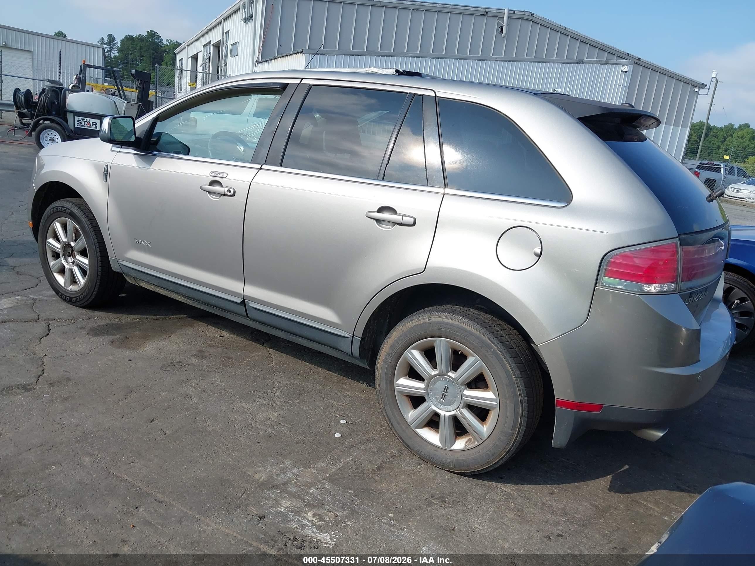 2008 Lincoln Mkx   Gold vin: 2LMDU68C58BJ23830
