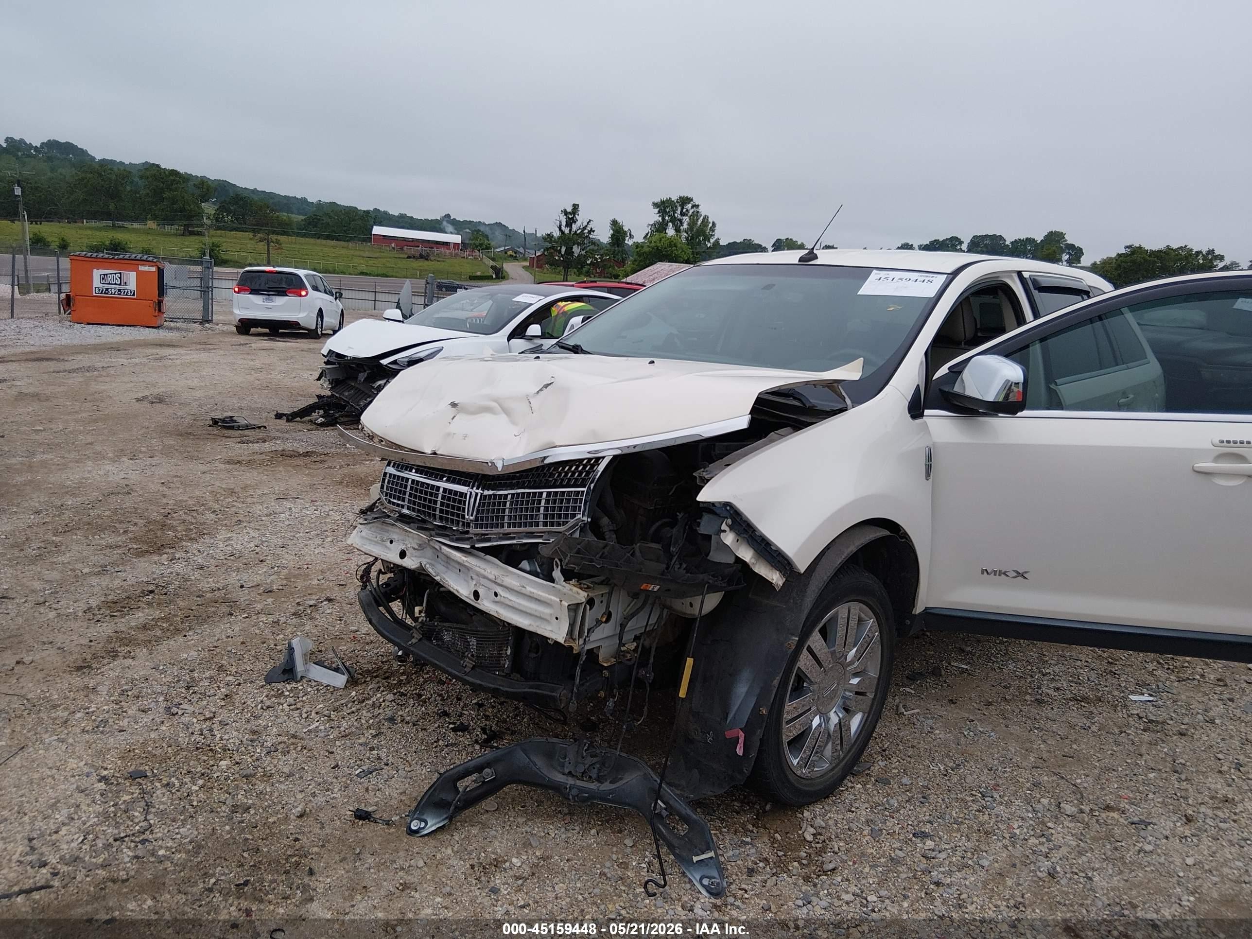 2008 Lincoln Mkx   White vin: 2LMDU68C58BJ40787