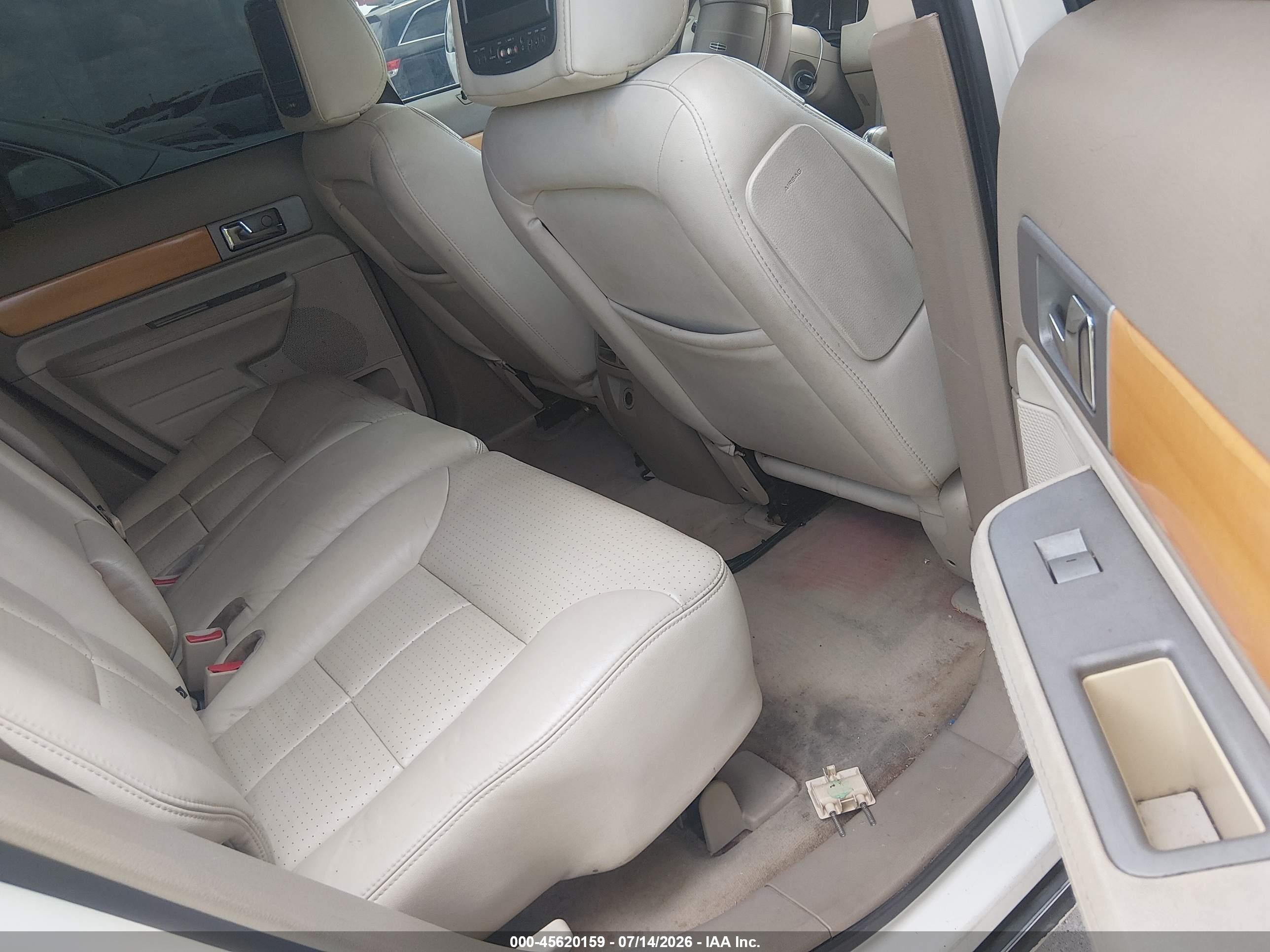2007 Lincoln Mkx   Cream vin: 2LMDU68C67BJ22443