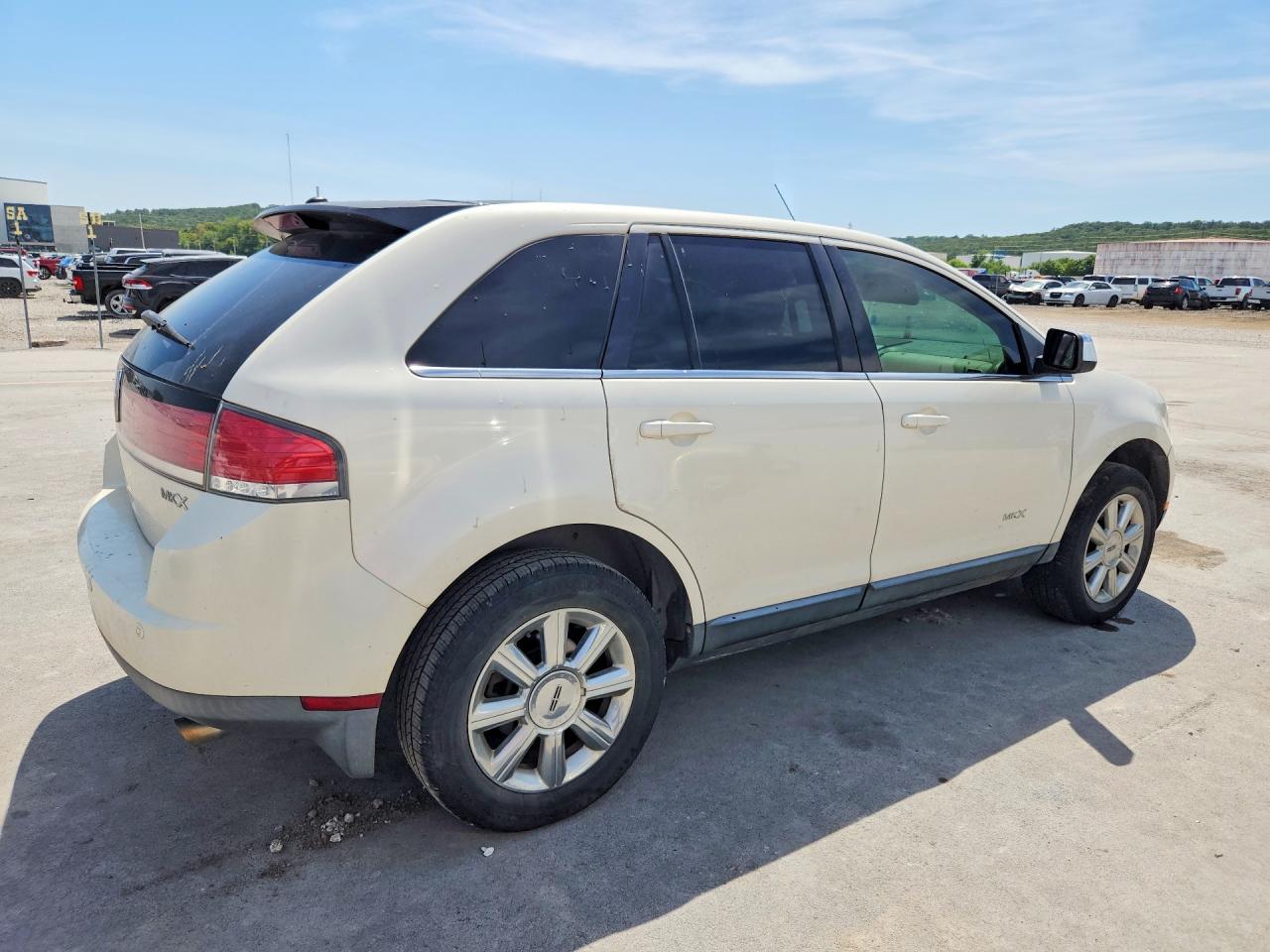 2007 Lincoln Mkx Cream vin: 2LMDU68C67BJ26542