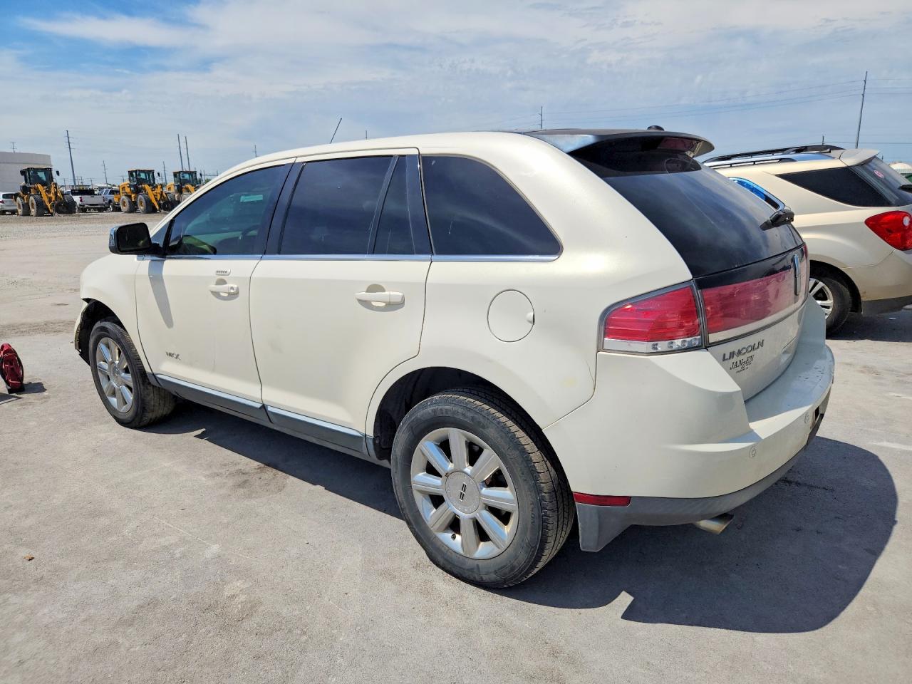 2007 Lincoln Mkx Cream vin: 2LMDU68C67BJ26542