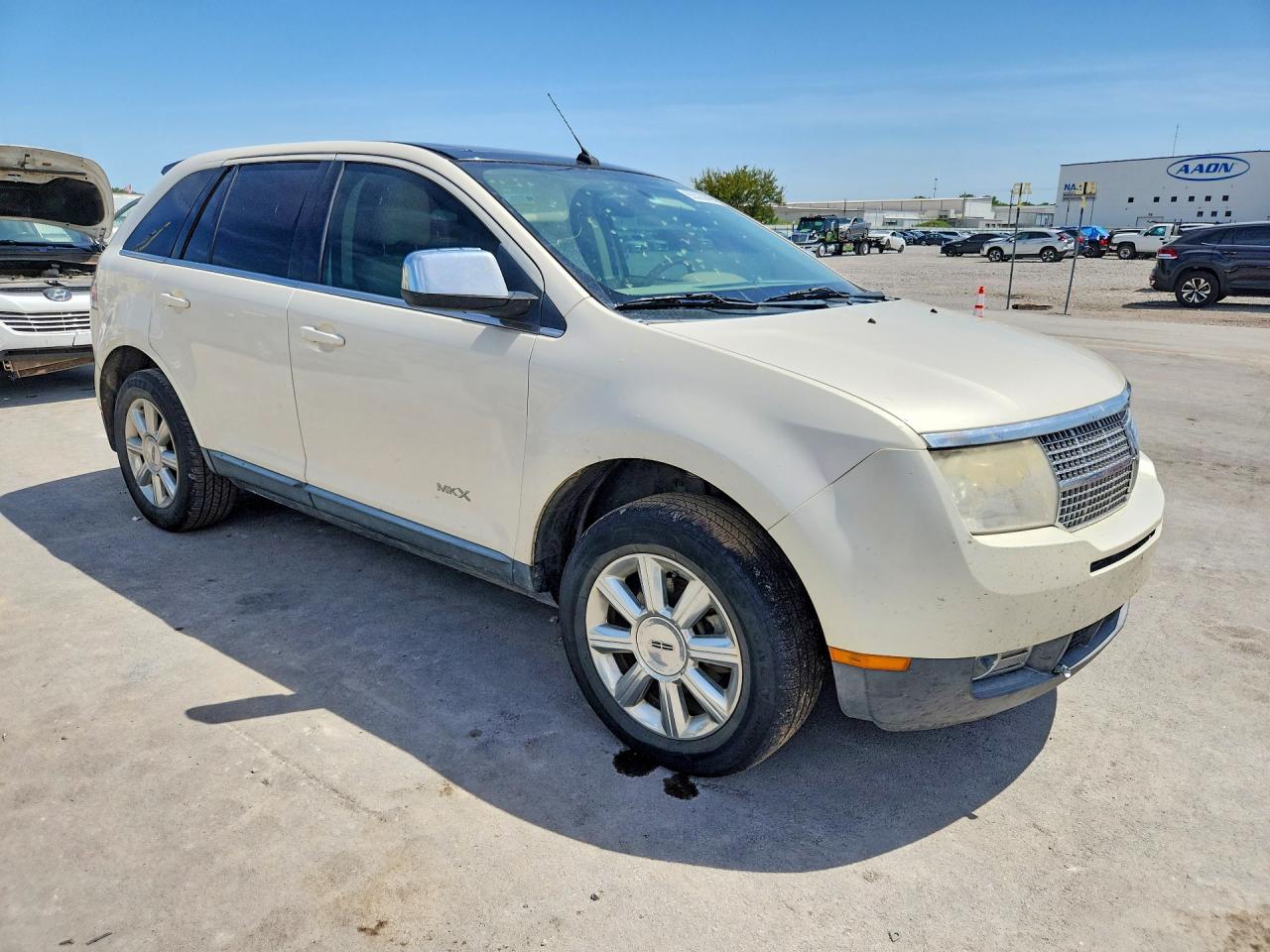 2007 Lincoln Mkx Cream vin: 2LMDU68C67BJ26542