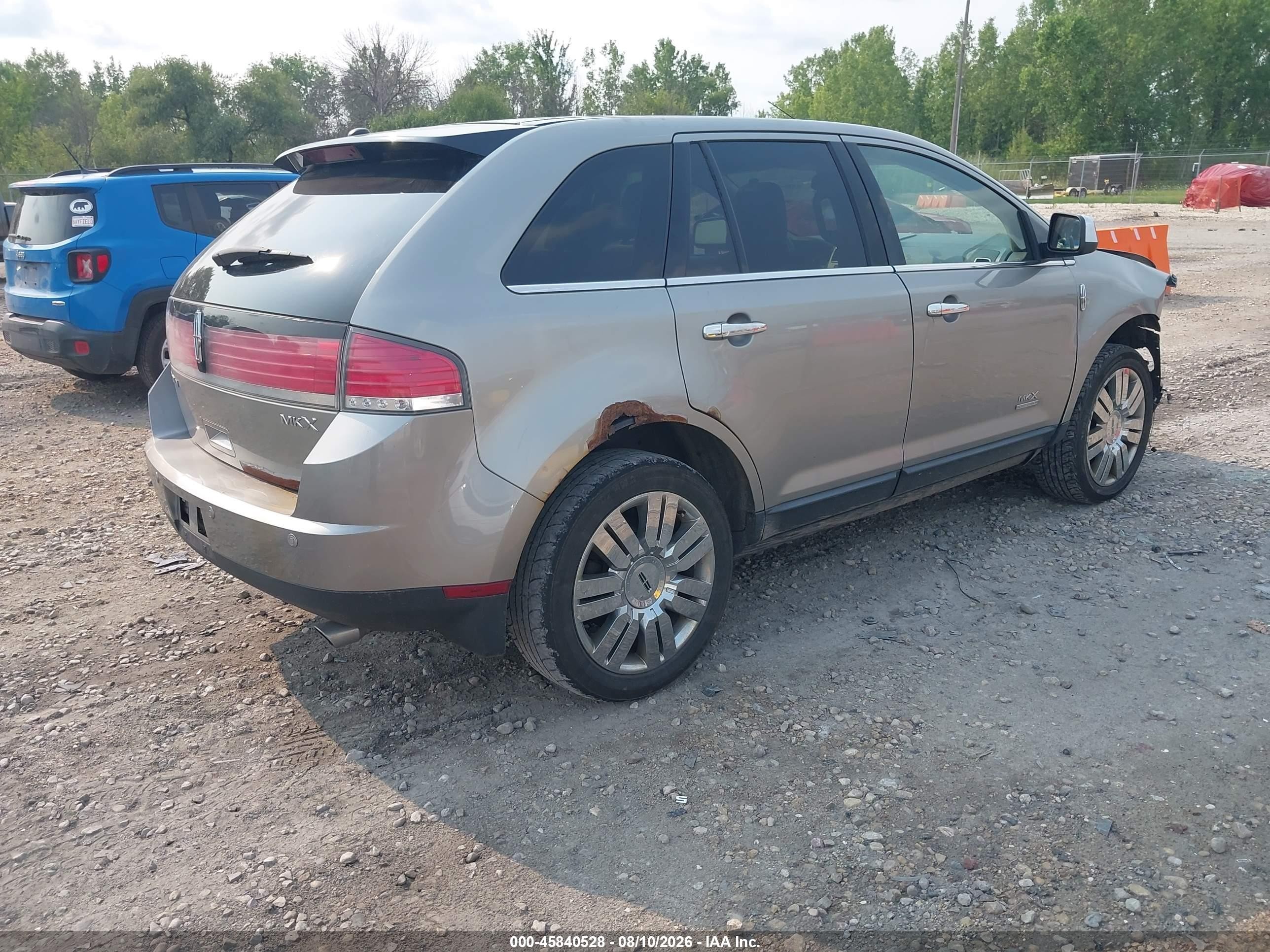 2008 Lincoln Mkx   Silver vin: 2LMDU68C68BJ17521