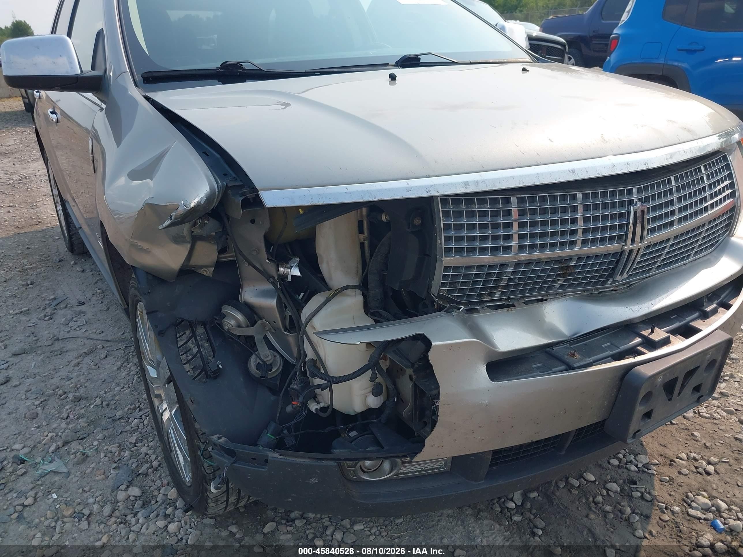 2008 Lincoln Mkx   Silver vin: 2LMDU68C68BJ17521