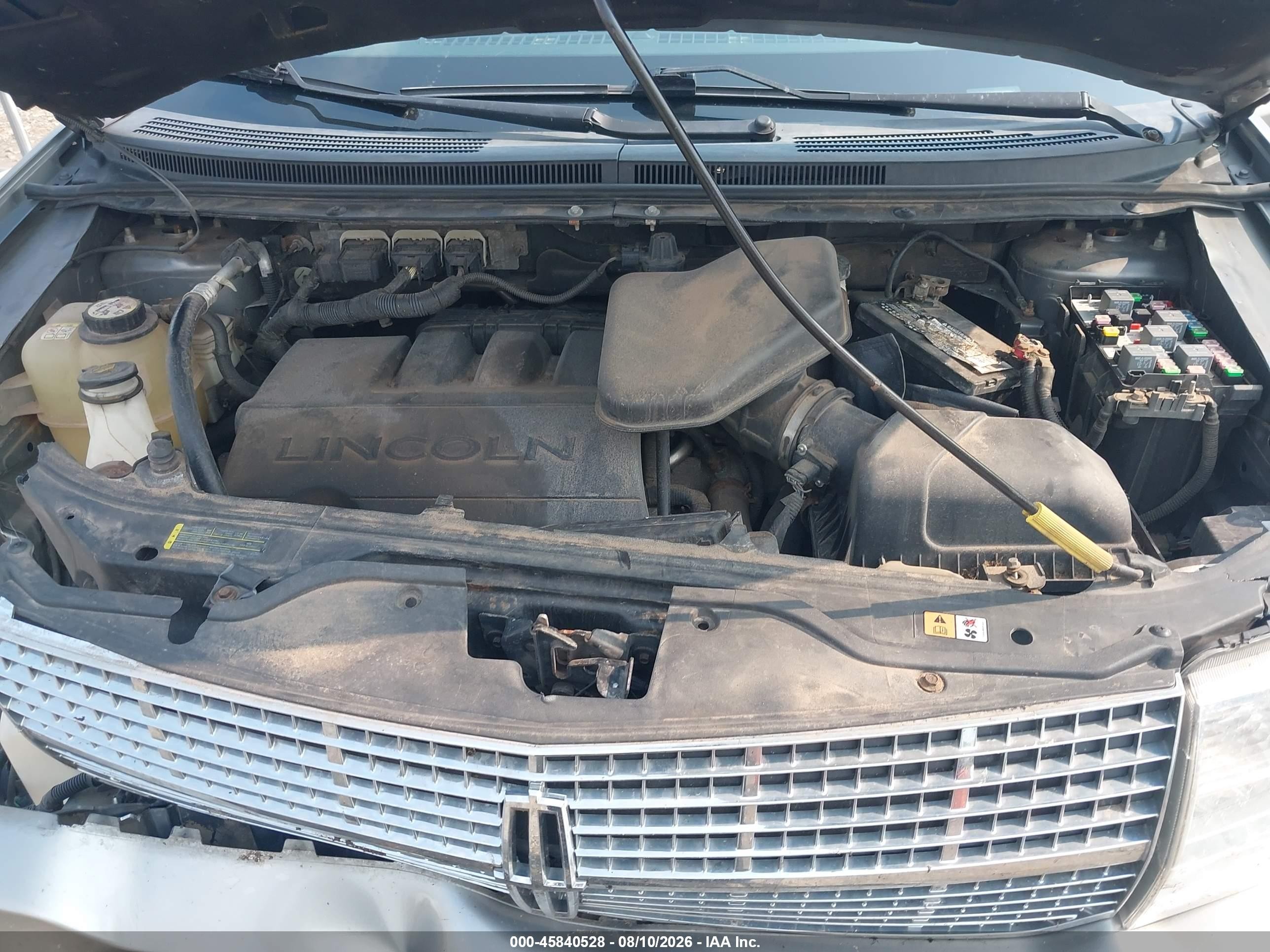 2008 Lincoln Mkx   Silver vin: 2LMDU68C68BJ17521