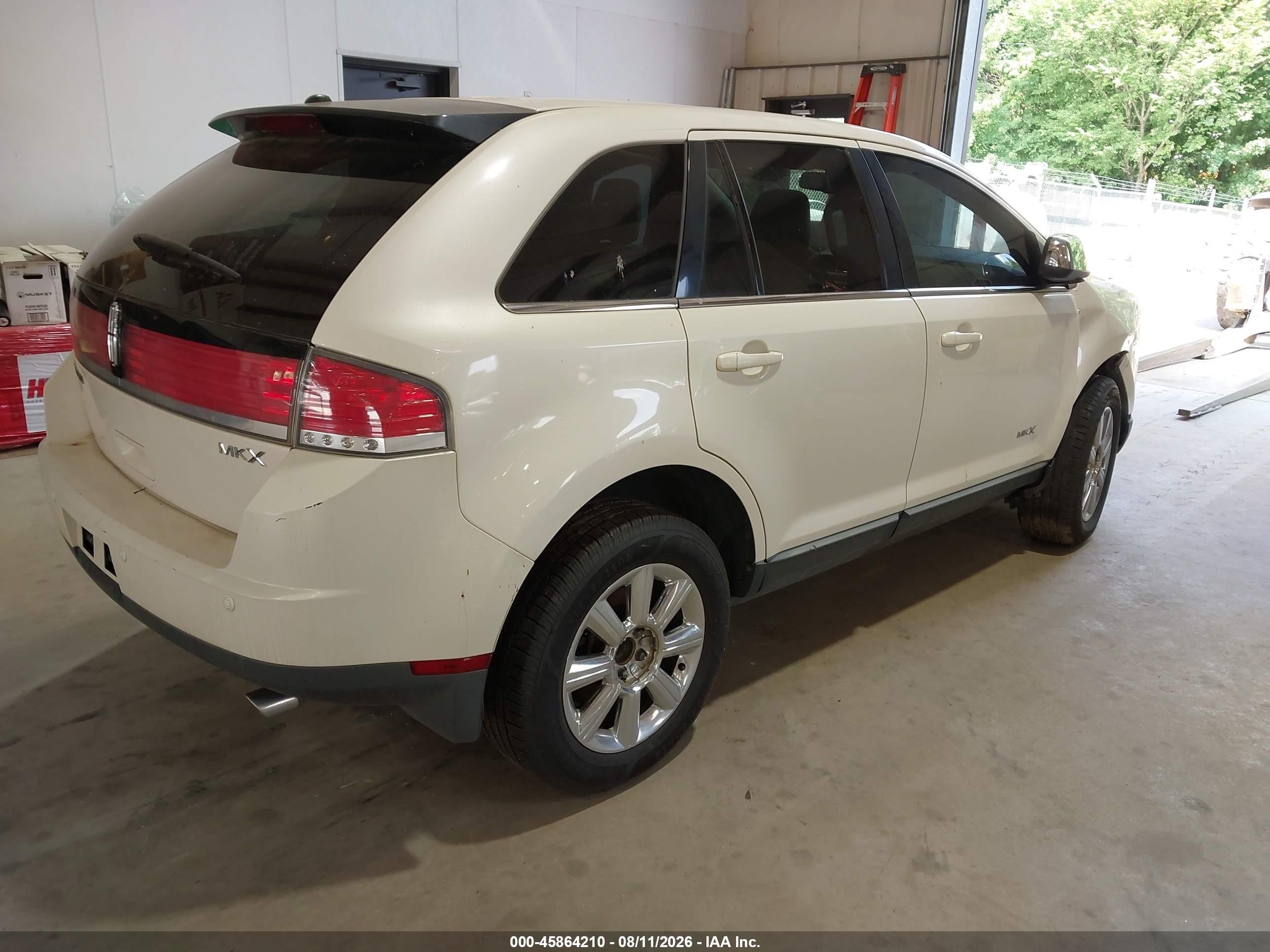 2008 Lincoln Mkx   White vin: 2LMDU68C68BJ22122