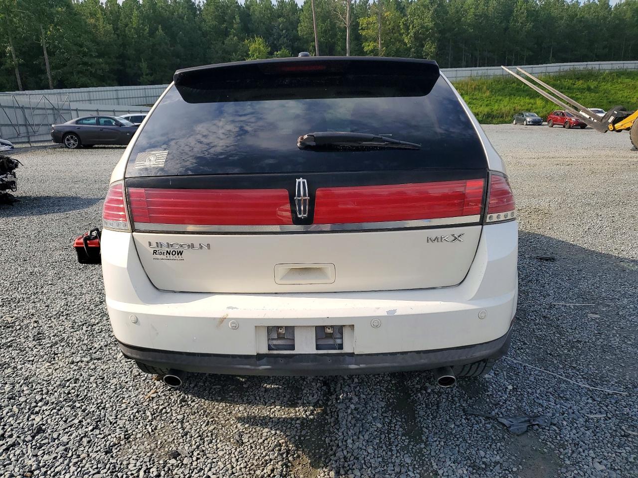 2007 Lincoln Mkx White vin: 2LMDU68C77BJ34827