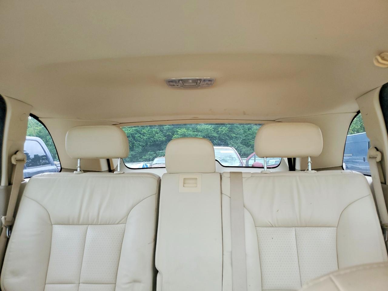 2007 Lincoln Mkx Cream vin: 2LMDU68C77BJ36125