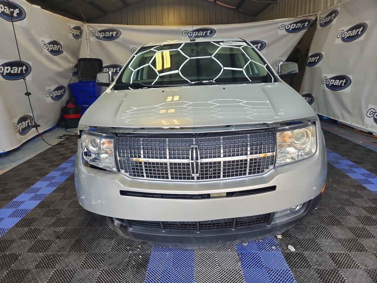 2009 Lincoln Mkx Silver vin: 2LMDU68C79BJ01457