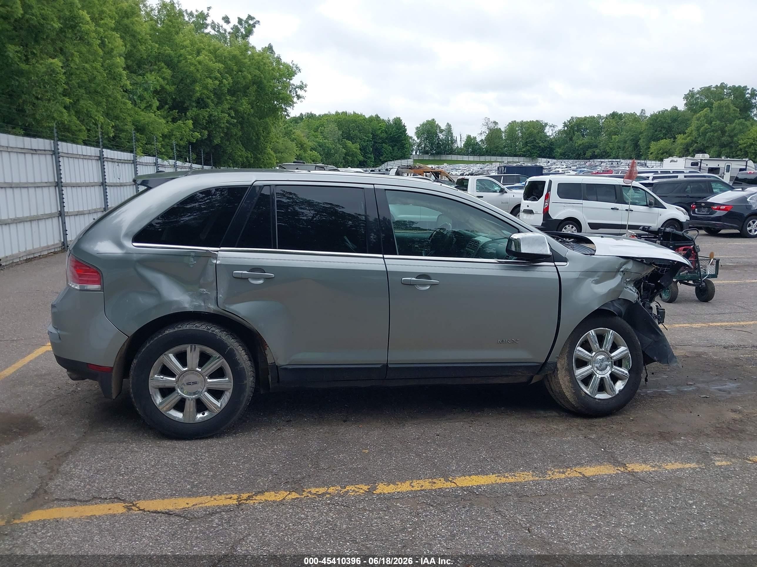 2007 Lincoln Mkx   Серебряный vin: 2LMDU68C87BJ23089