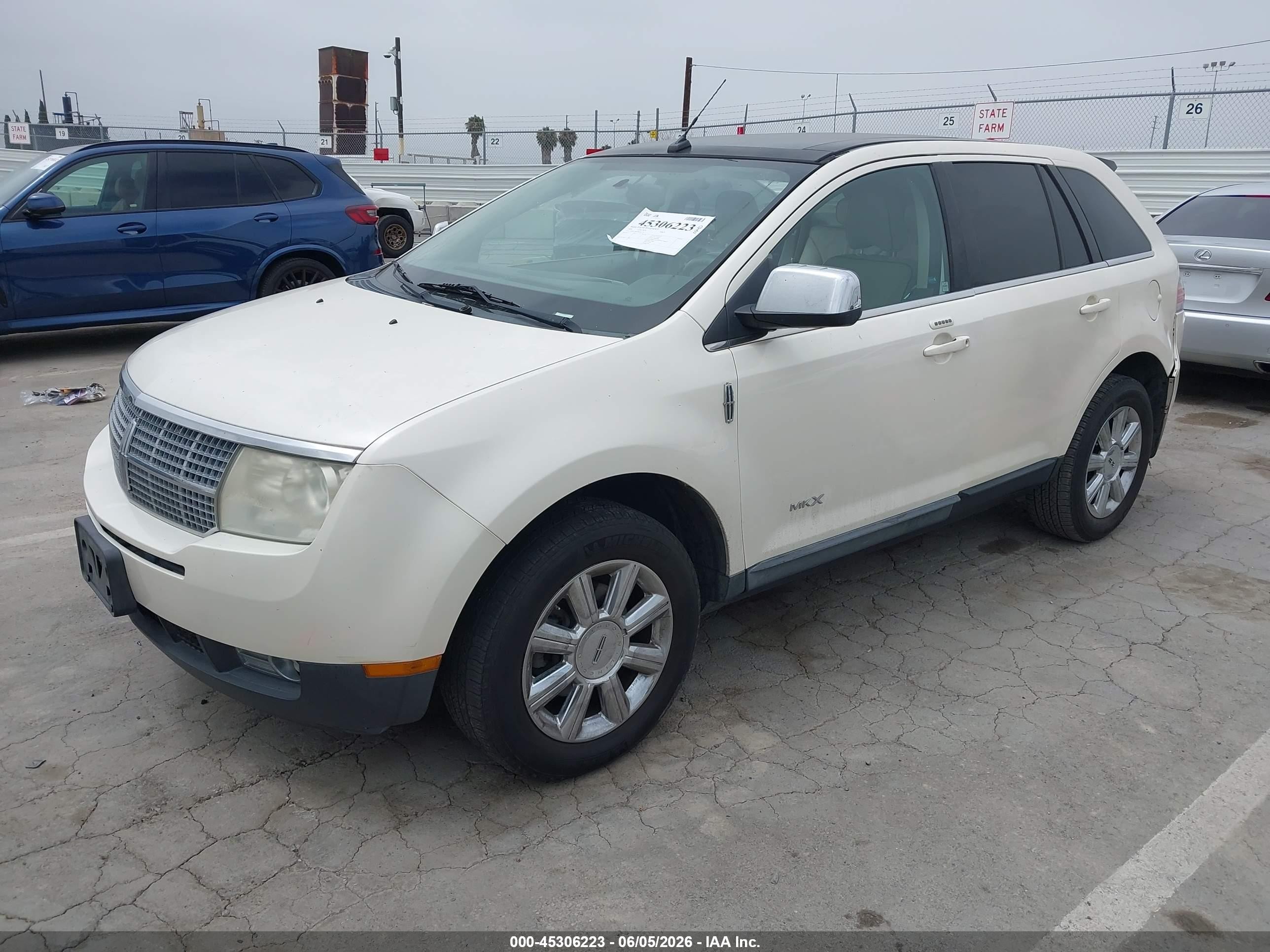2008 Lincoln Mkx   Cream vin: 2LMDU68C88BJ22221
