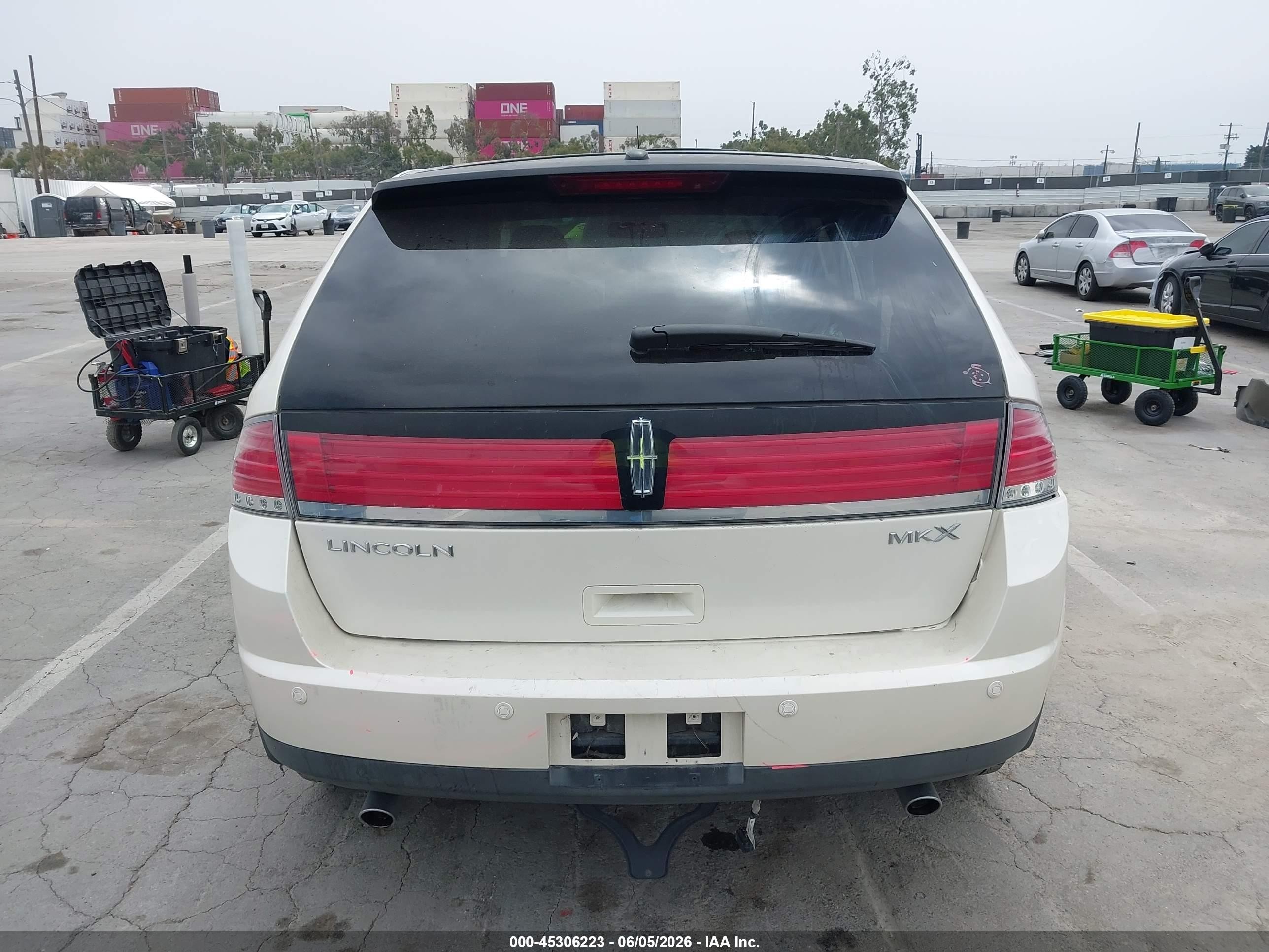 2008 Lincoln Mkx   Cream vin: 2LMDU68C88BJ22221