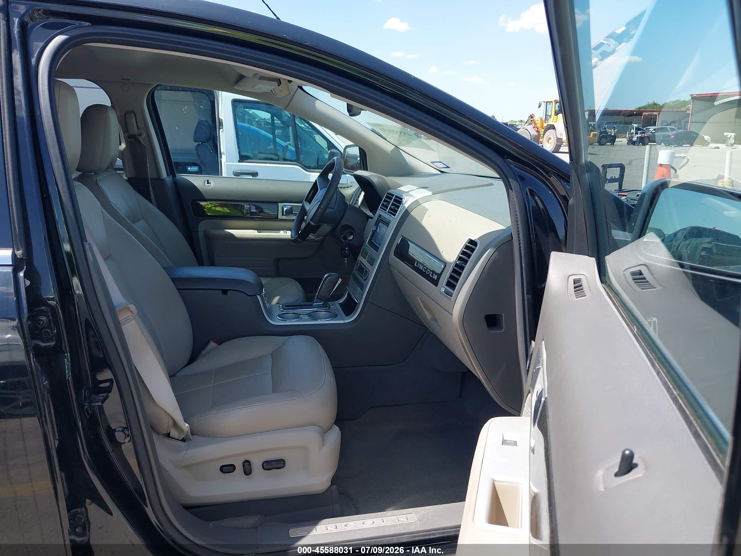 2008 Lincoln Mkx   Black vin: 2LMDU68C98BJ22776