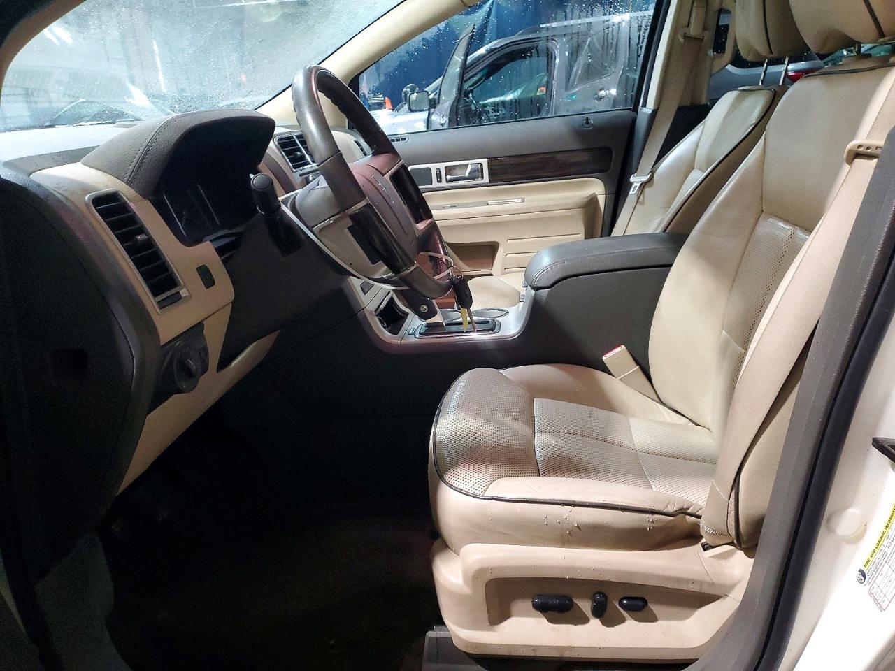2008 Lincoln Mkx White vin: 2LMDU88C08BJ07417