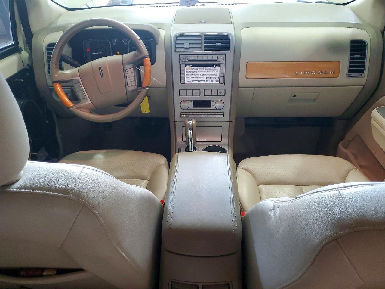 2007 Lincoln Mkx Beige vin: 2LMDU88C17BJ09918