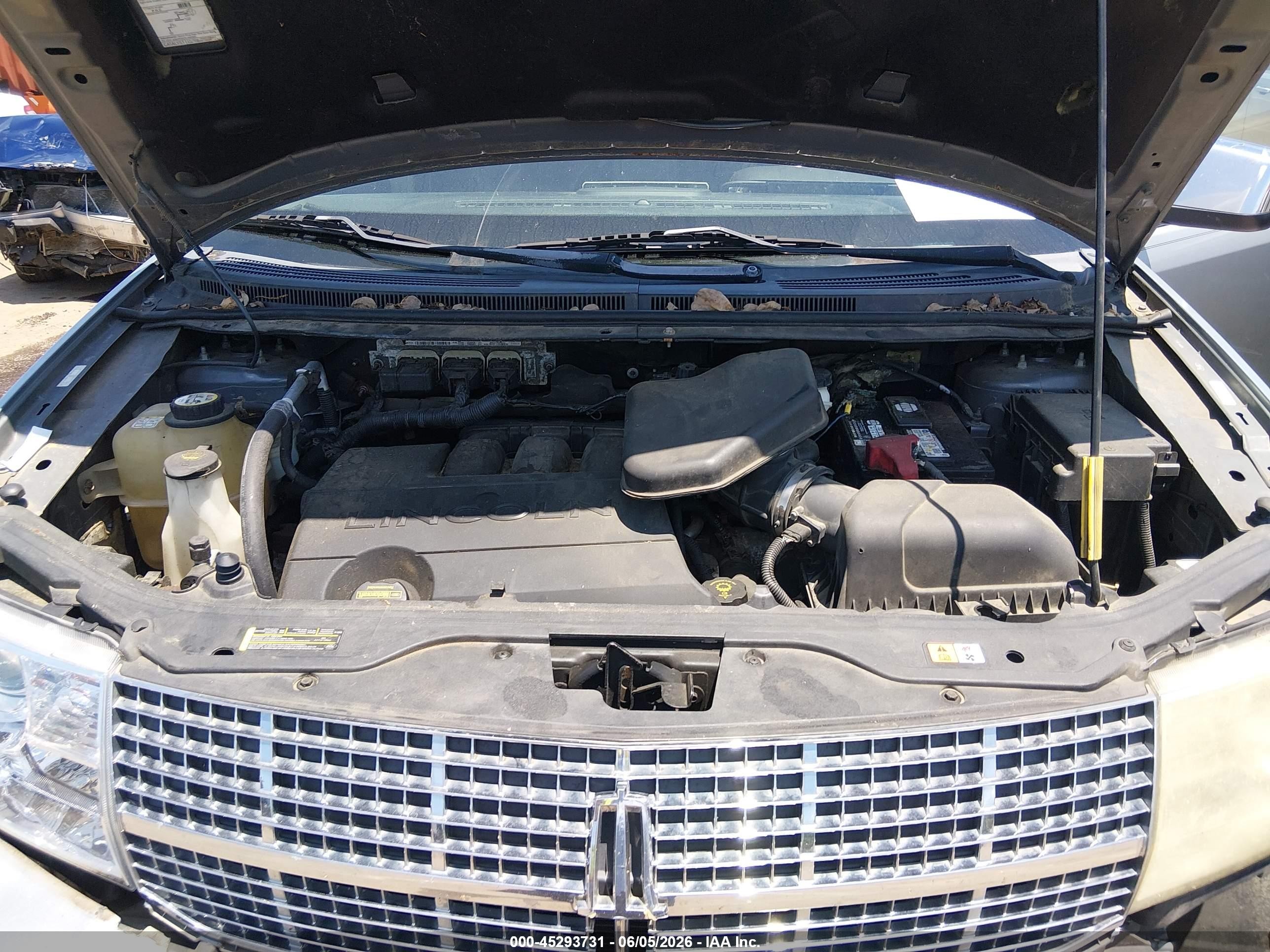 2007 Lincoln Mkx   Silver vin: 2LMDU88C17BJ12771