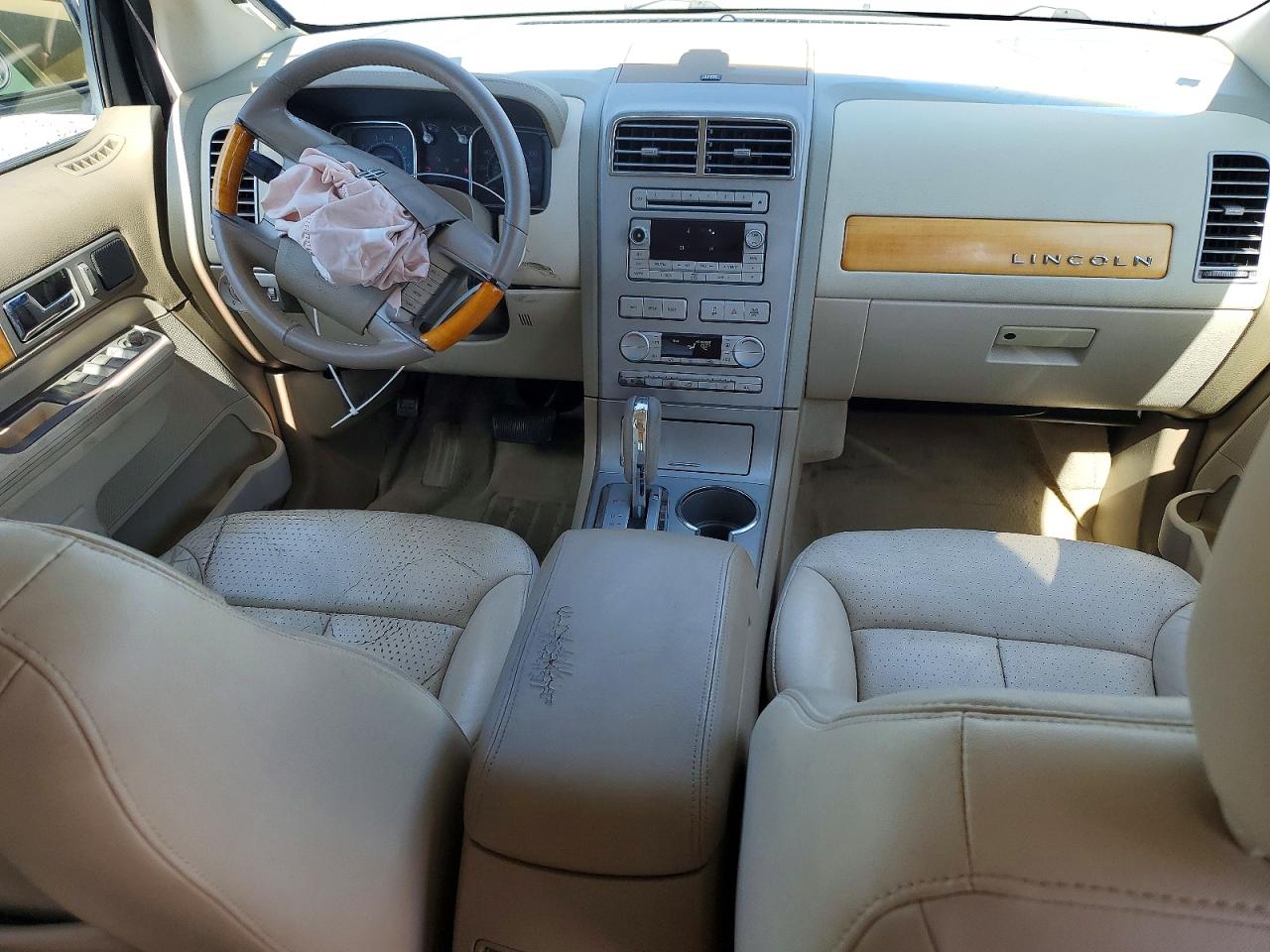 2007 Lincoln Mkx Beige vin: 2LMDU88C17BJ14410
