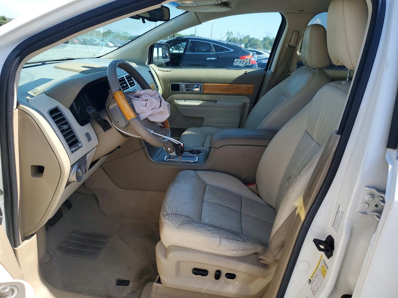 2007 Lincoln Mkx Beige vin: 2LMDU88C17BJ14410