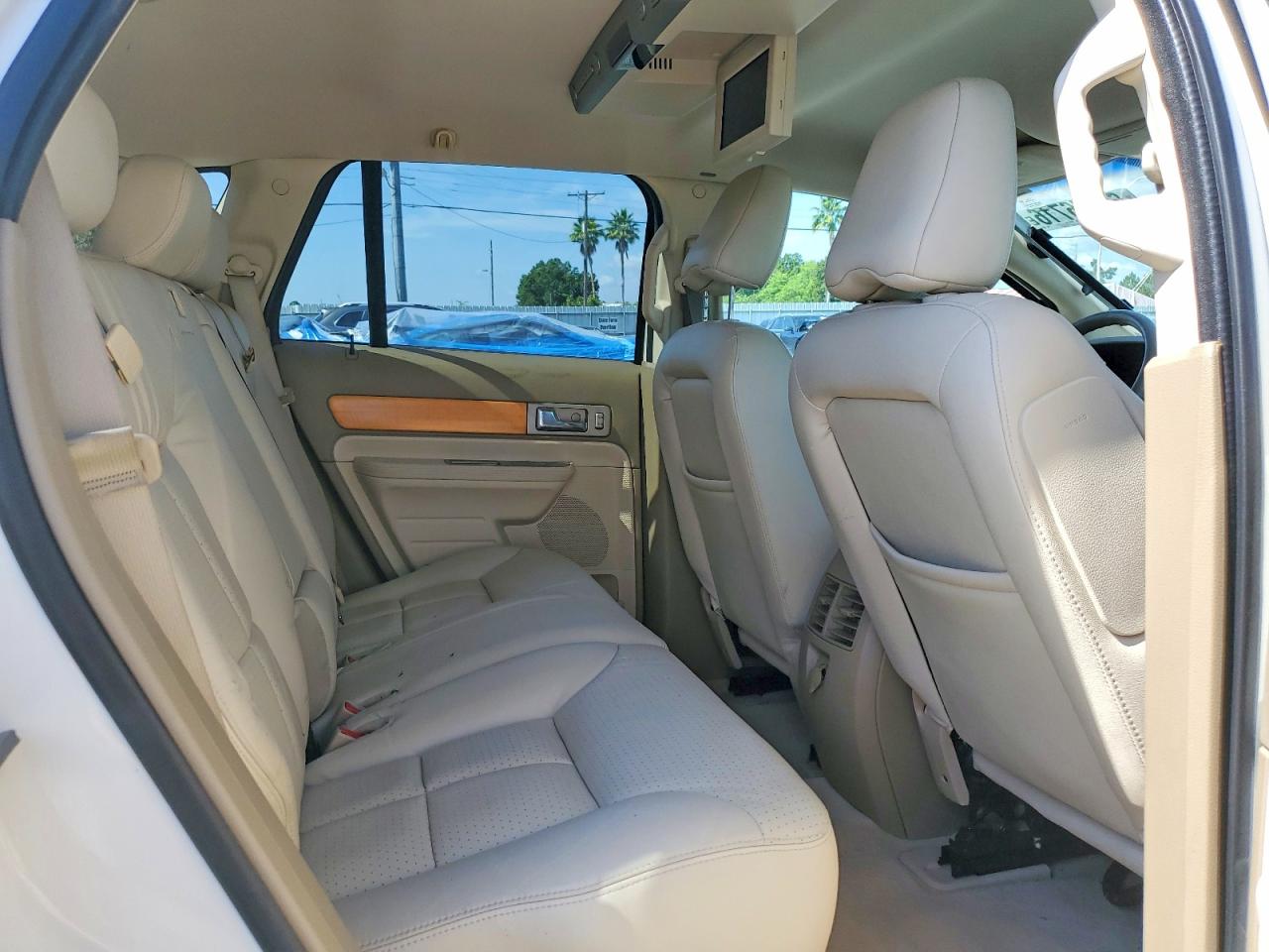 2007 Lincoln Mkx Beige vin: 2LMDU88C17BJ14410