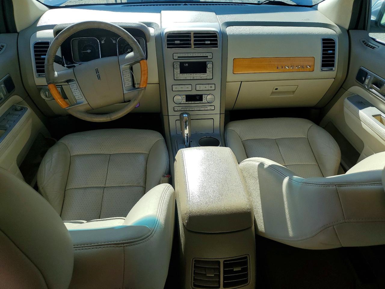 2007 Lincoln Mkx Белый vin: 2LMDU88C17BJ16044