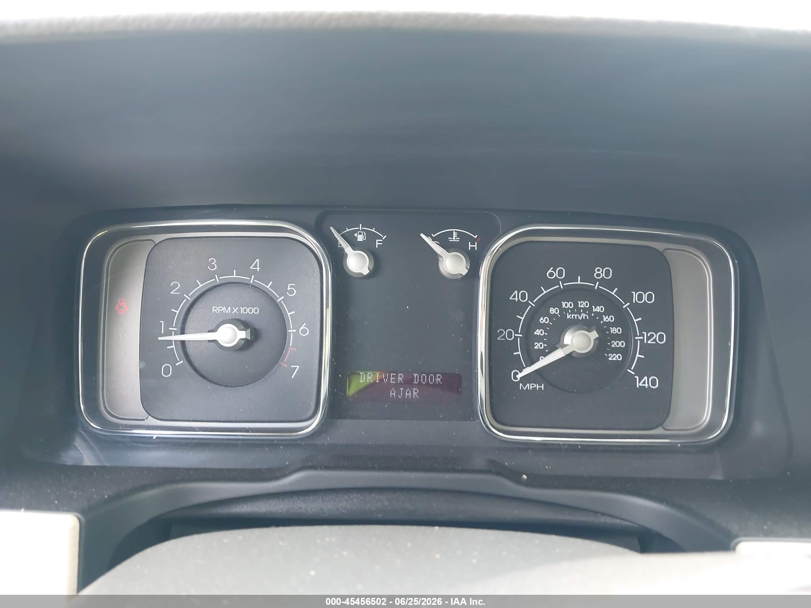 2008 Lincoln Mkx   White vin: 2LMDU88C18BJ12707