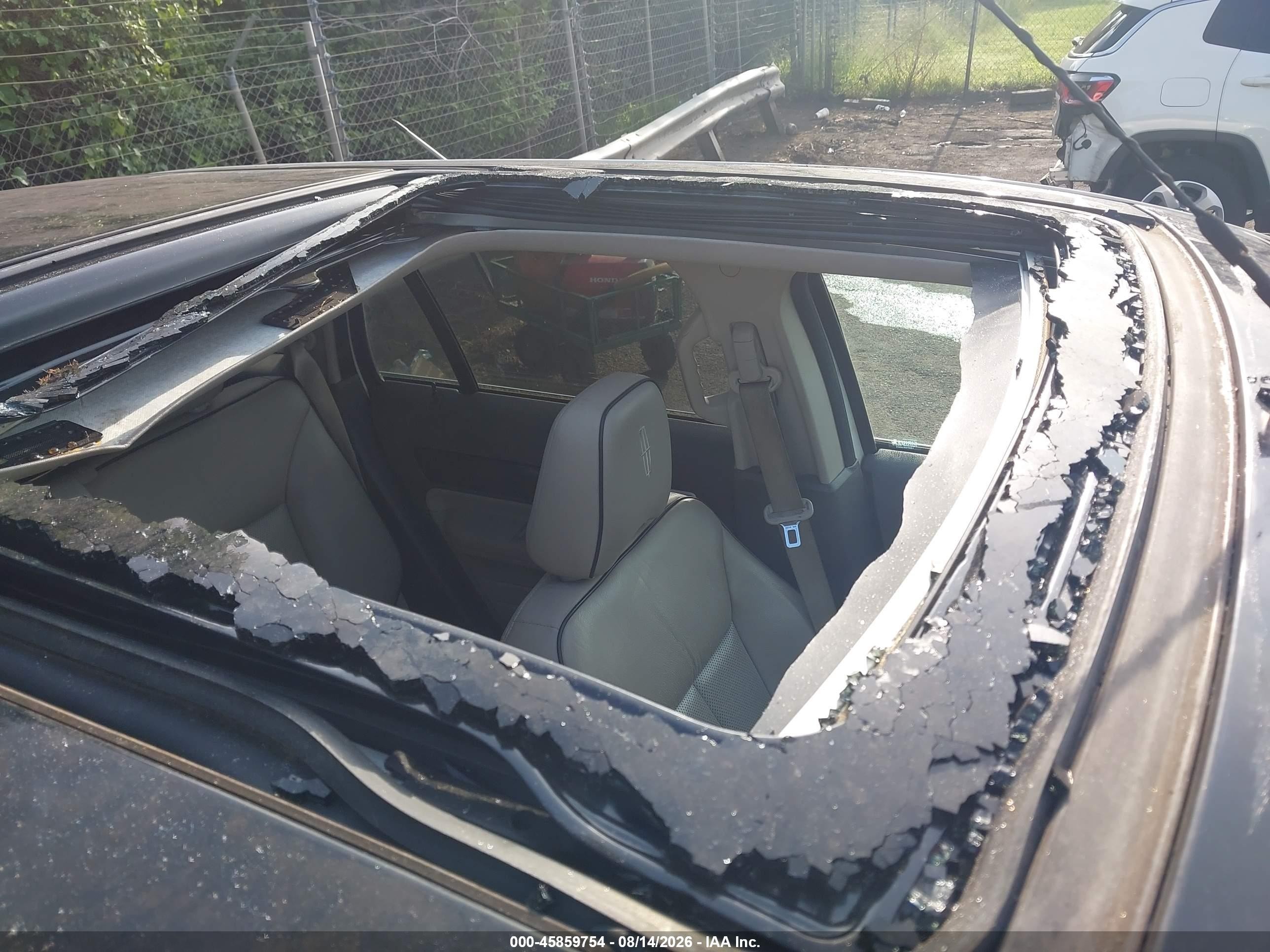 2008 Lincoln Mkx Белый vin: 2LMDU88C18BJ13565