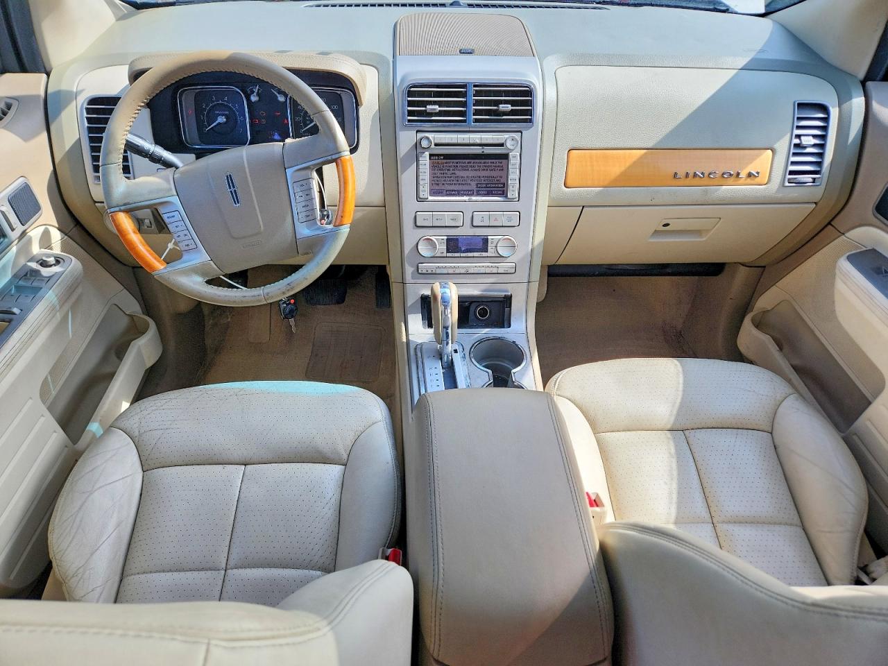 2007 Lincoln Mkx Beige vin: 2LMDU88C27BJ33175