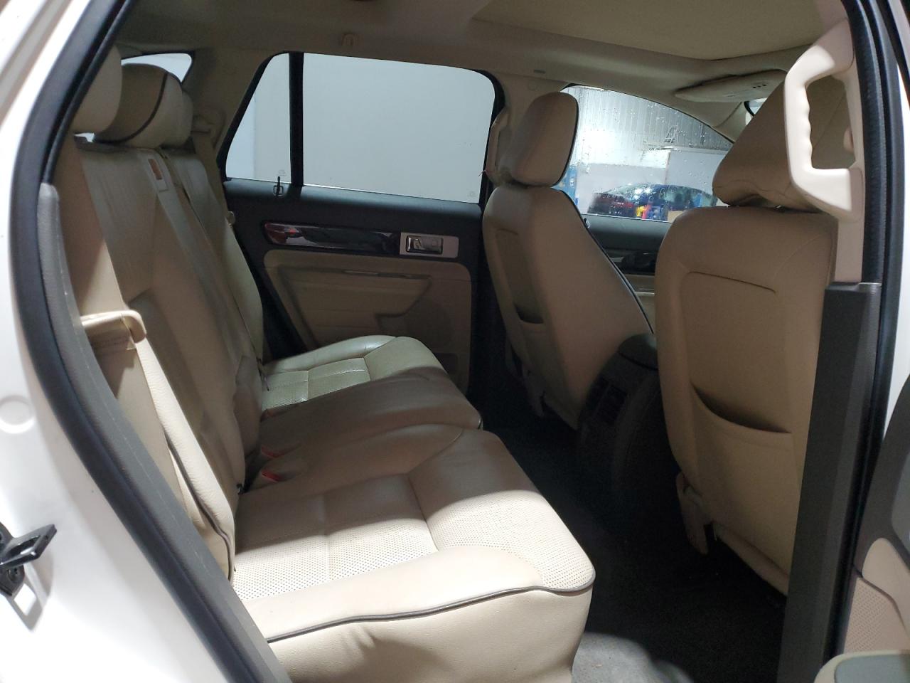 2008 Lincoln Mkx White vin: 2LMDU88C28BJ07192