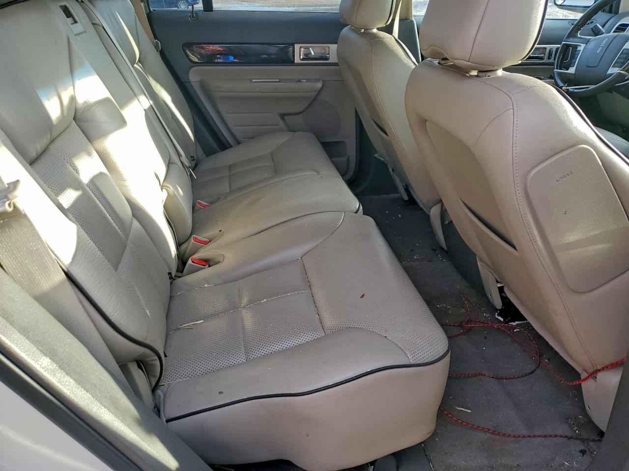 2009 Lincoln Mkx White vin: 2LMDU88C29BJ13284