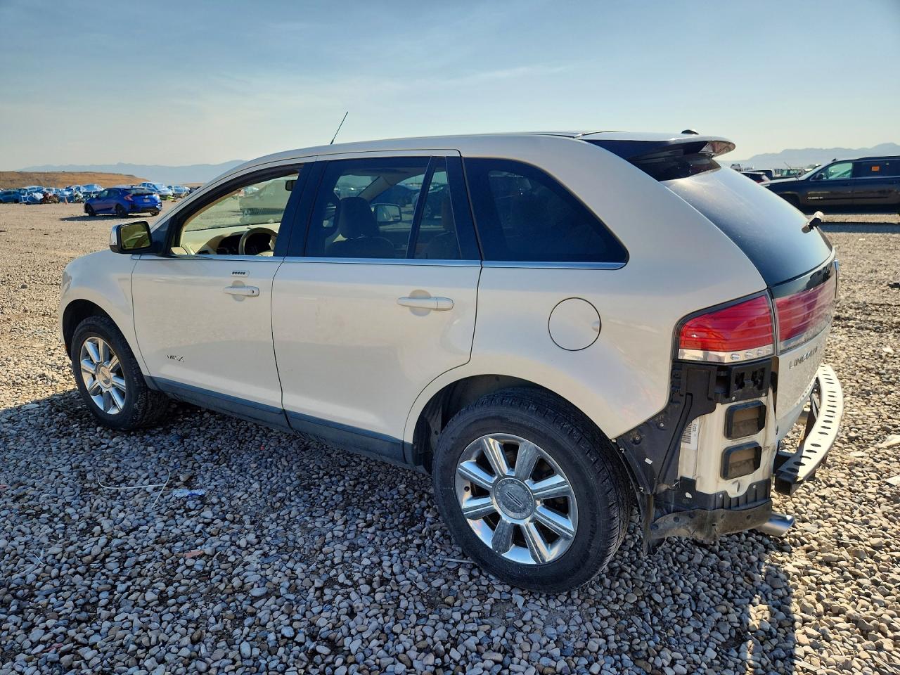 2007 Lincoln Mkx White vin: 2LMDU88C37BJ03179