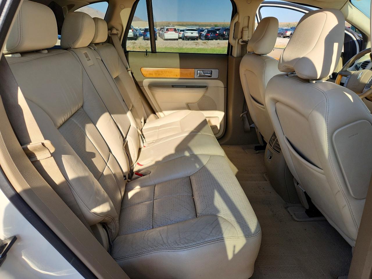 2007 Lincoln Mkx White vin: 2LMDU88C37BJ03179
