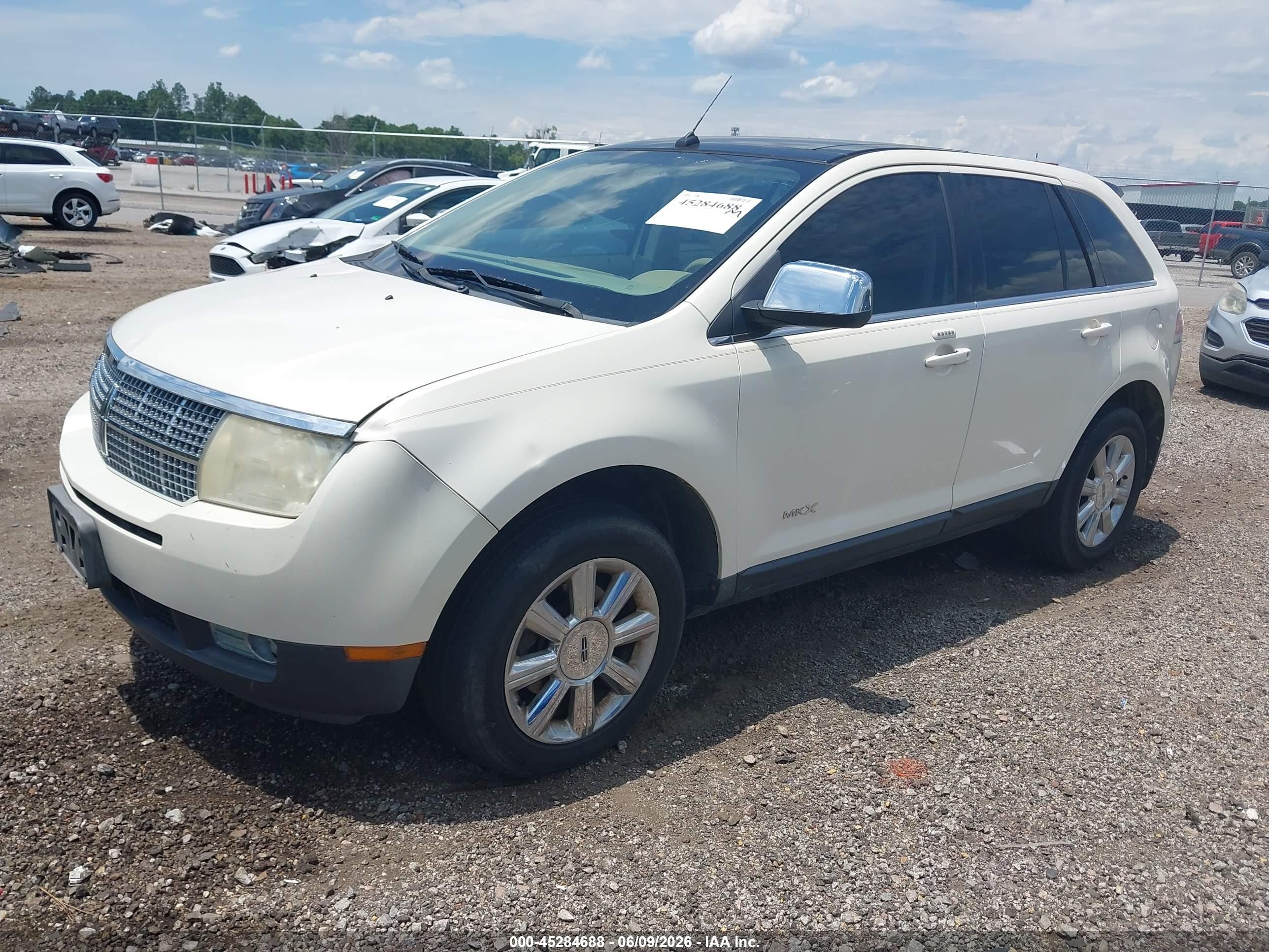 2007 Lincoln Mkx   Cream vin: 2LMDU88C37BJ09371