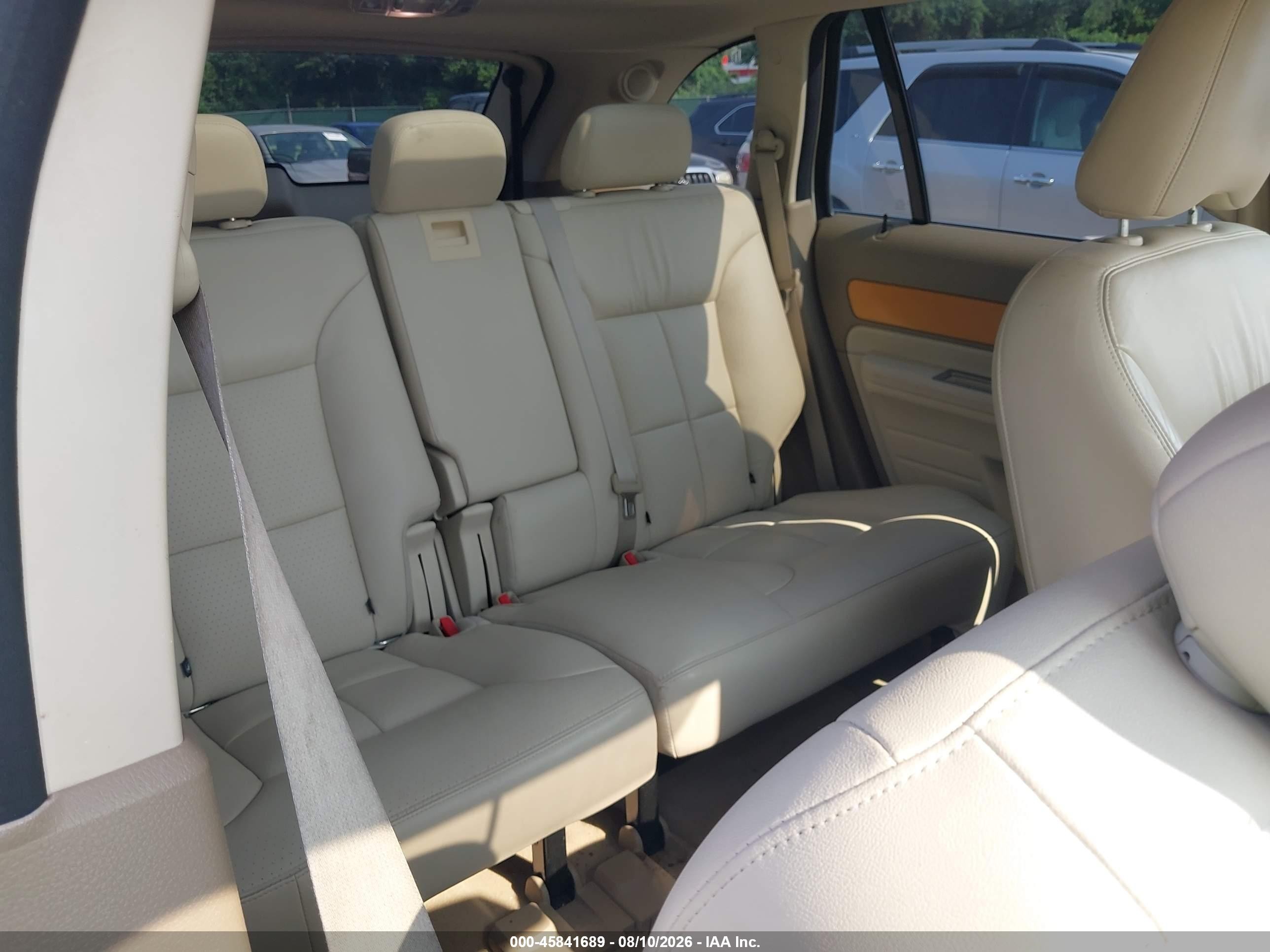 2007 Lincoln Mkx   Champagne vin: 2LMDU88C37BJ33461